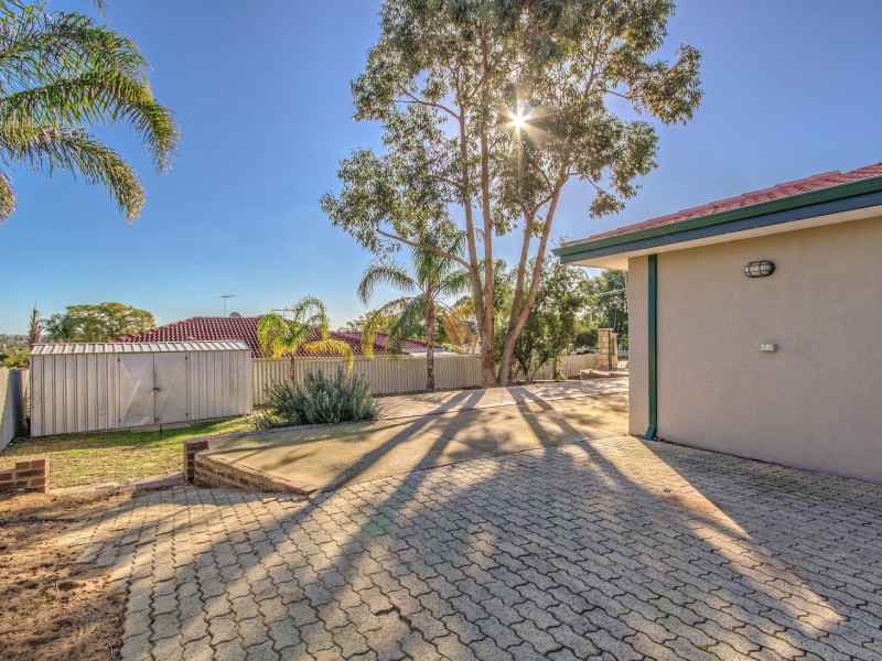 34 Chisham Avenue, Parmelia WA 6167