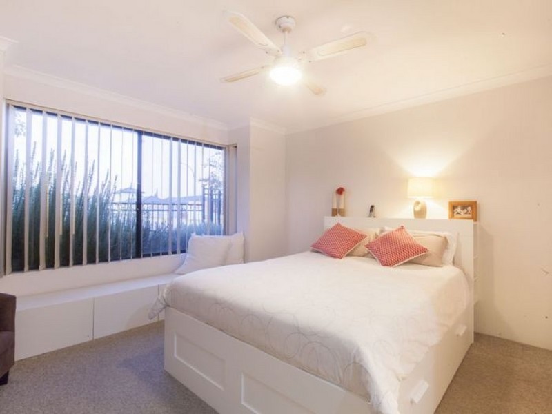 10 Oatlands Vista, Wellard WA 6170