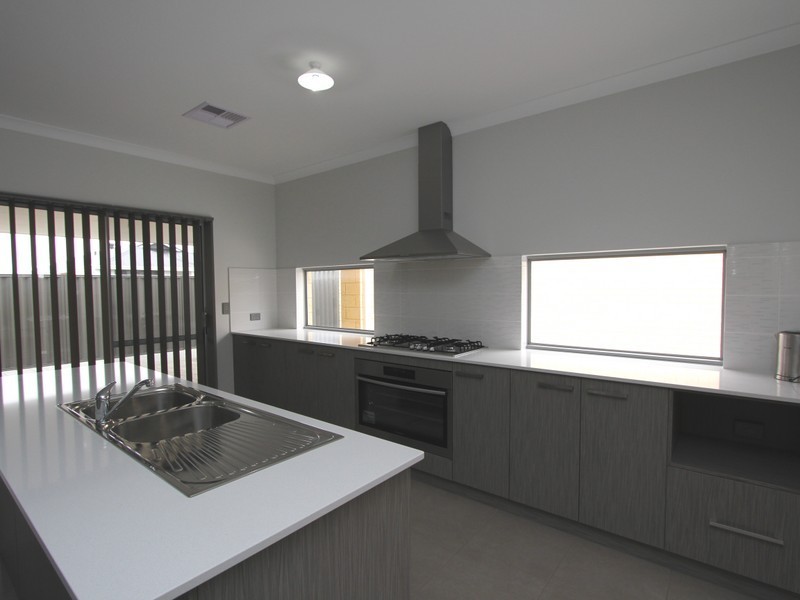 30 Rockport Ridge, Wellard WA 6170