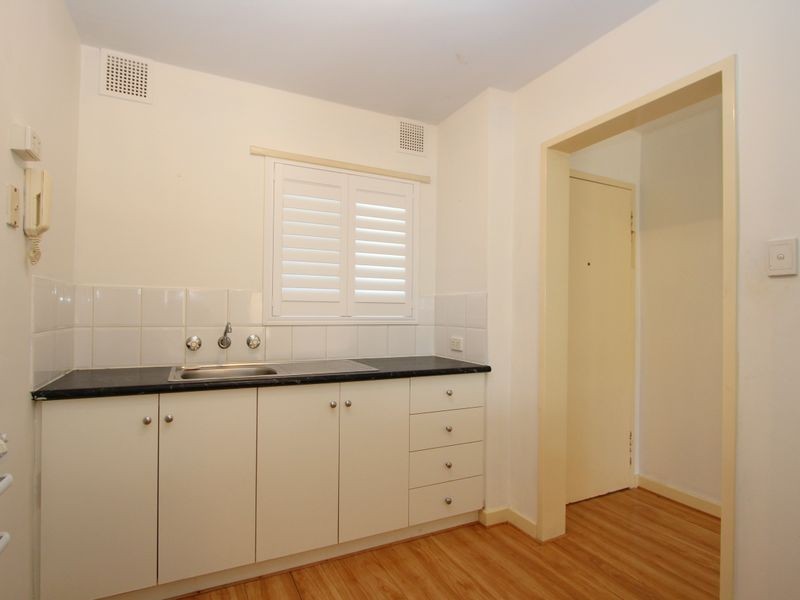 Unit 4/21 Disney Road, Parmelia WA 6167