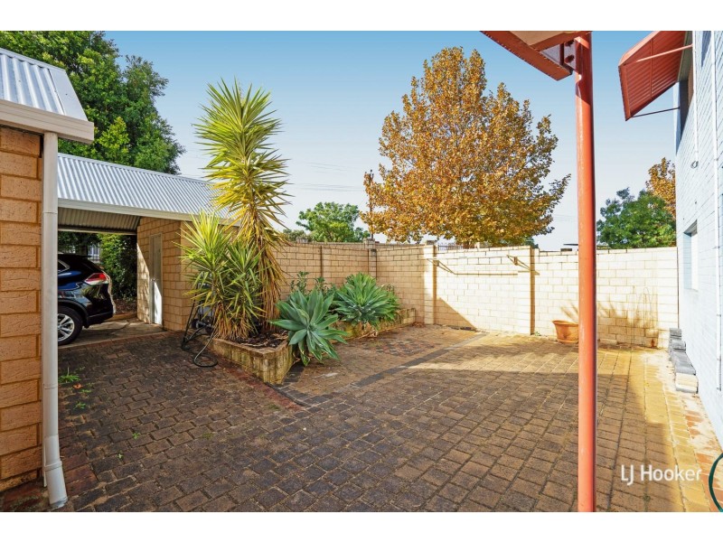 Unit 4/21 Disney Road, Parmelia WA 6167