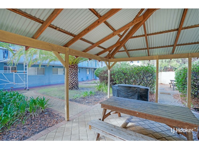 Unit 4/21 Disney Road, Parmelia WA 6167