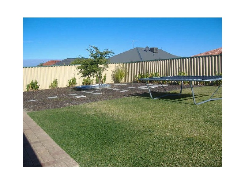 11 Yelka Way, Bertram WA 6167
