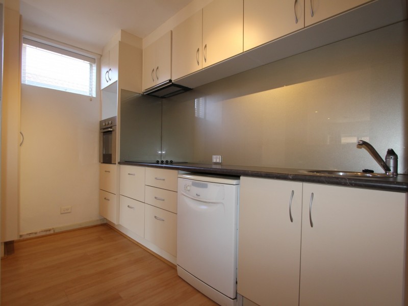 Unit 9/2 Pengilly Rd, Orelia WA 6167