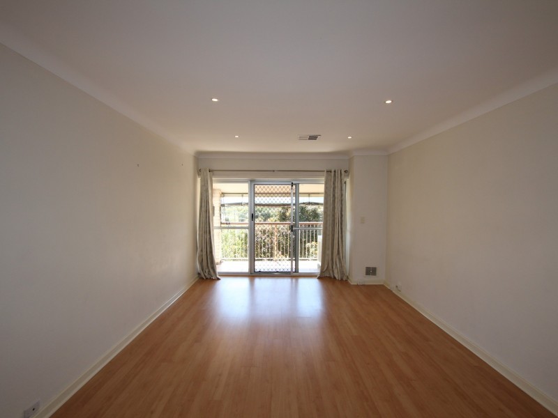 Unit 9/2 Pengilly Rd, Orelia WA 6167