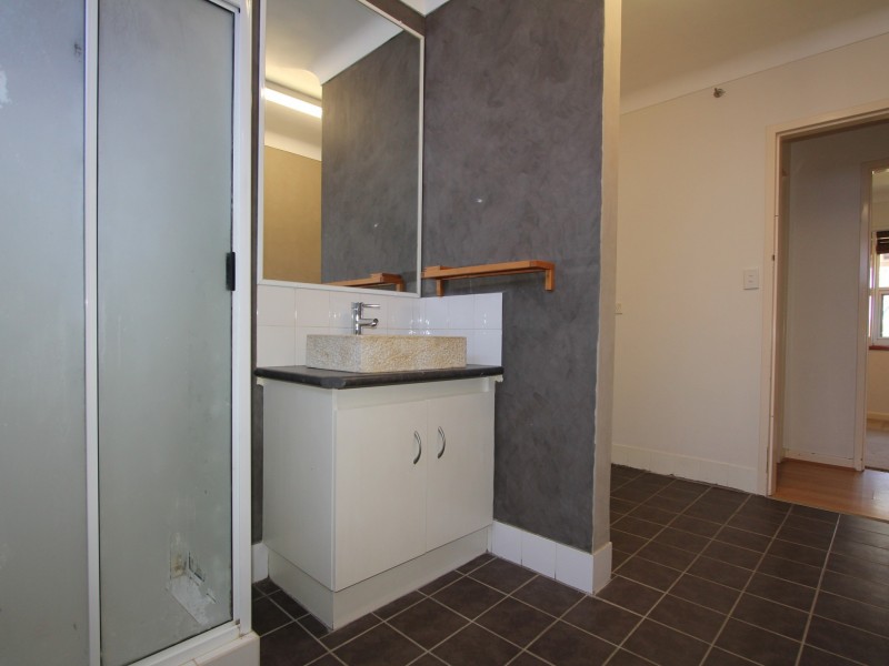 Unit 9/2 Pengilly Rd, Orelia WA 6167