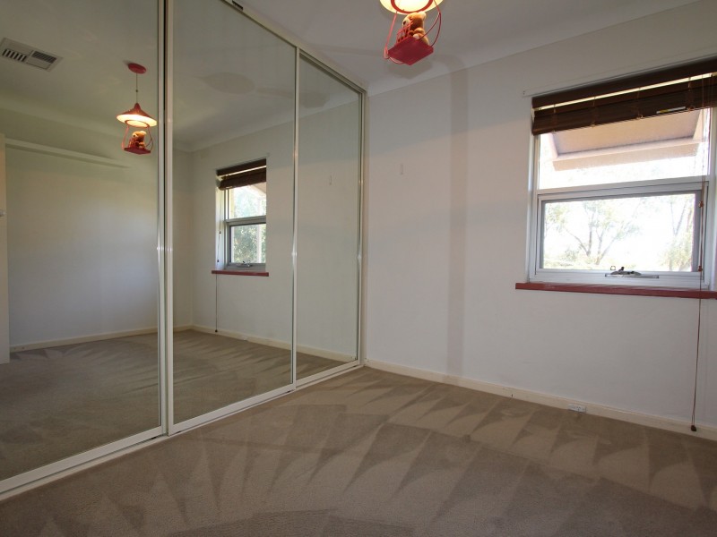 Unit 9/2 Pengilly Rd, Orelia WA 6167