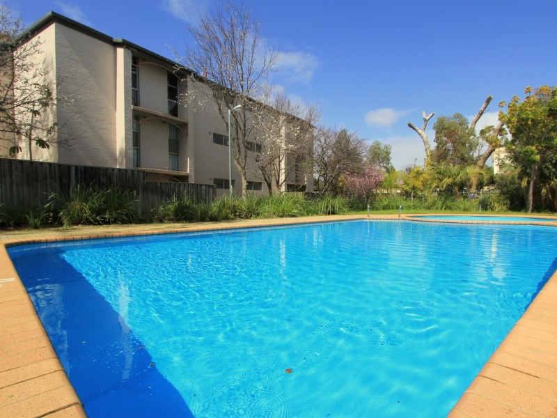 Unit 9/2 Pengilly Rd, Orelia WA 6167