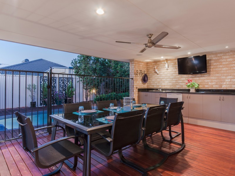 10 Addingham Crescent, Bertram WA 6167