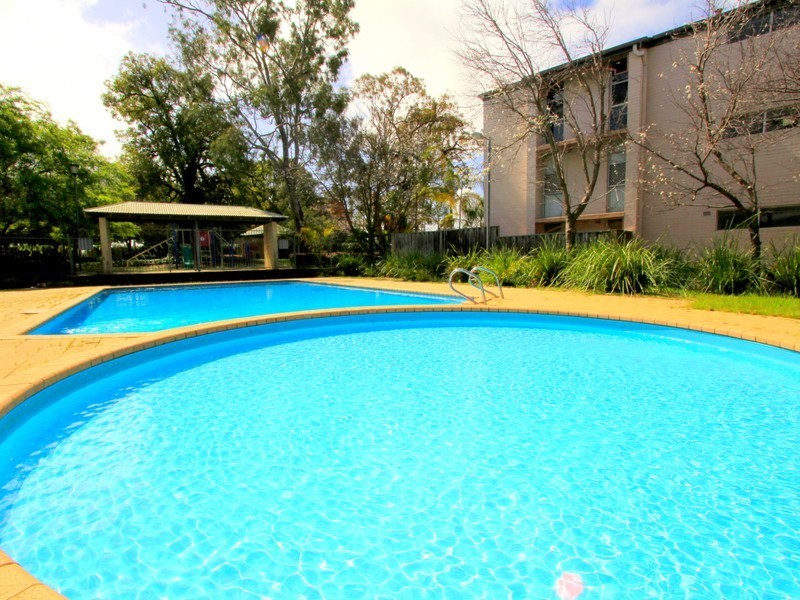 Unit 22/2 Pengilly Road, Orelia WA 6167