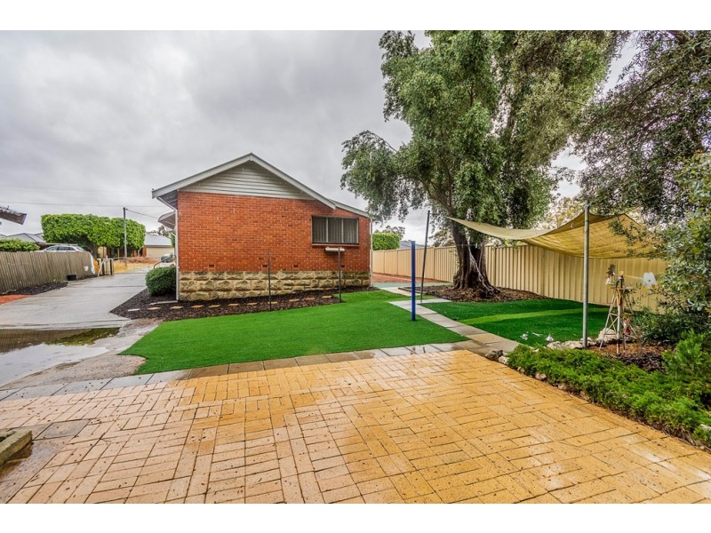 66 Pace Road, Medina WA 6167