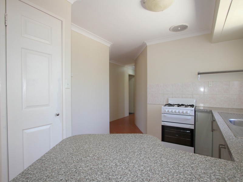 2 Fordred Place, Parmelia WA 6167