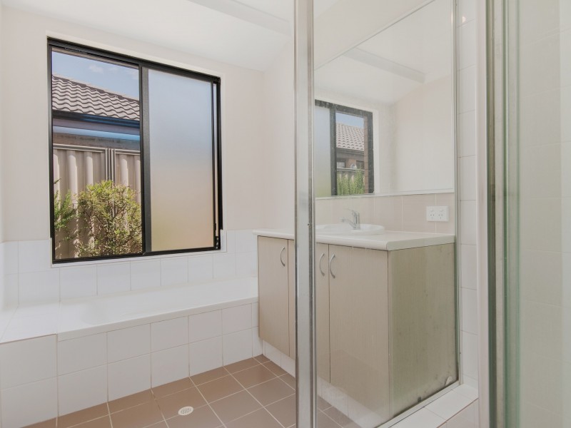 35 Wanstead Vista, Bertram WA 6167