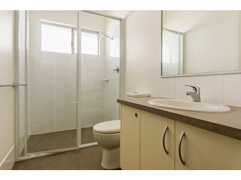 8 Waddingham Way, Medina WA 6167