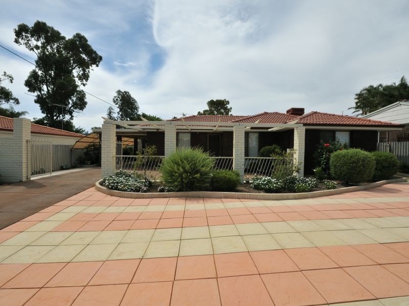 19 Chisham Avenue, Parmelia WA 6167