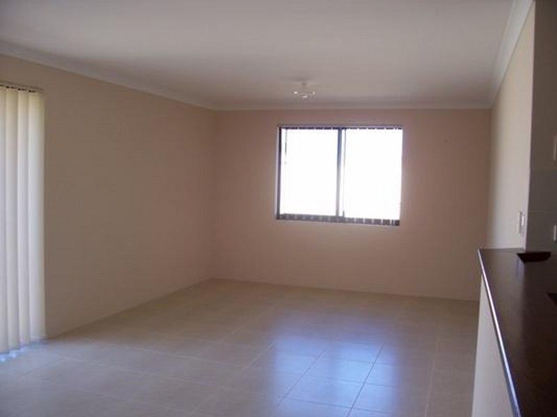 11 Parkfield Boulevard, Bertram WA 6167