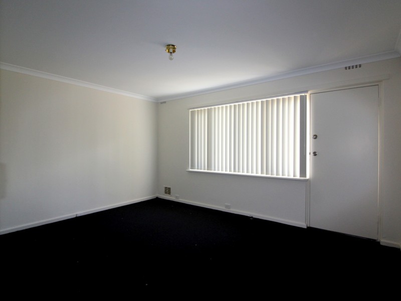 34 Maydwell Way, Calista WA 6167