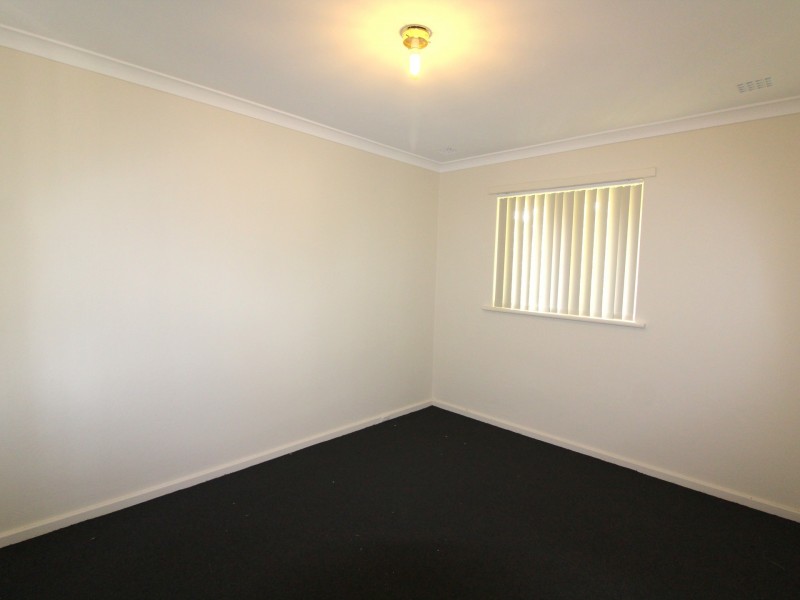 34 Maydwell Way, Calista WA 6167
