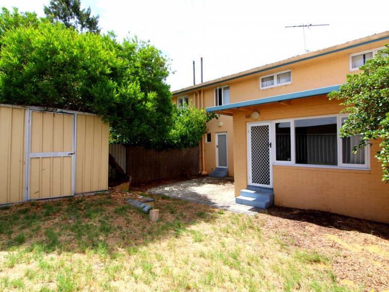 34 Maydwell Way, Calista WA 6167
