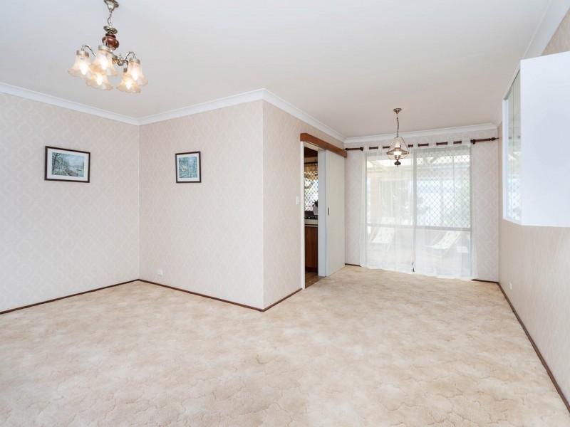 5 Caspian Mews, Waikiki WA 6169