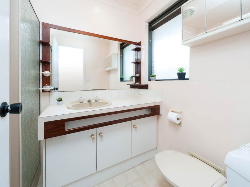 5 Caspian Mews, Waikiki WA 6169