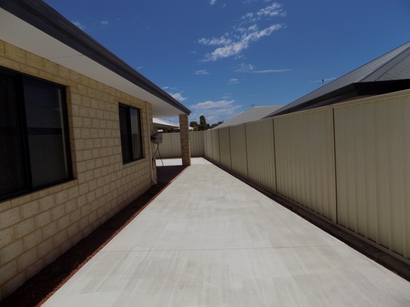 14 Peacock Avenue, Singleton WA 6175