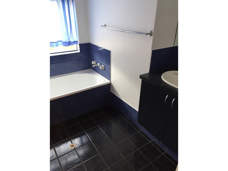 34 Munday Way, Medina WA 6167