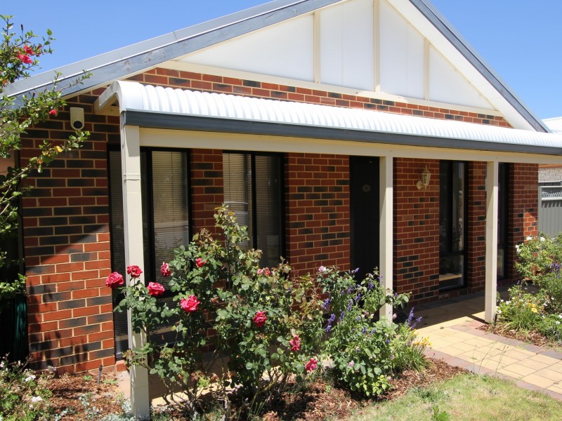 26 Abingdon Crescent, Wellard WA 6170