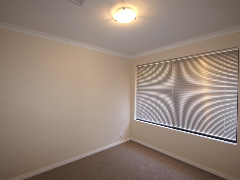 26 Abingdon Crescent, Wellard WA 6170