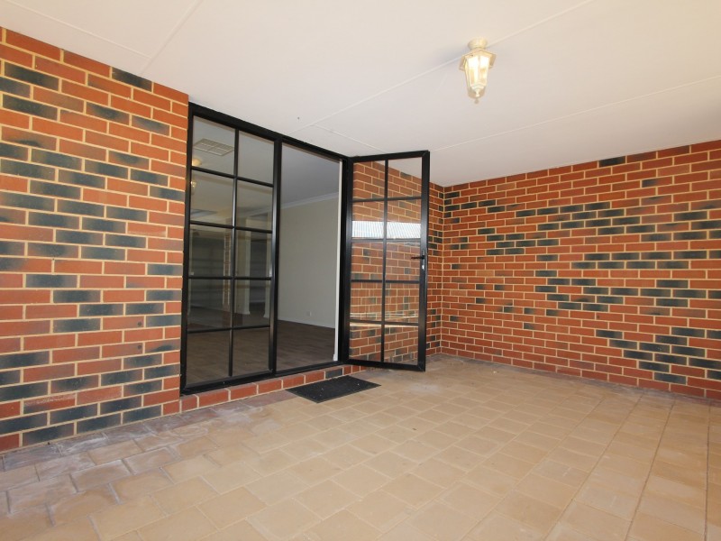 26 Abingdon Crescent, Wellard WA 6170