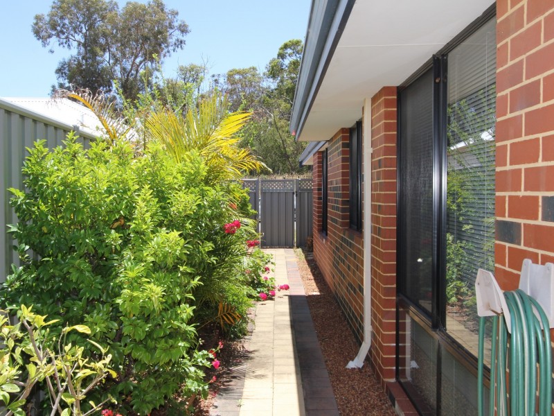 26 Abingdon Crescent, Wellard WA 6170