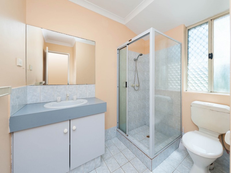 9 Beacham Crescent, Medina WA 6167