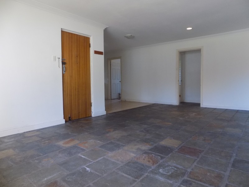 25 Maycock Place, Orelia WA 6167