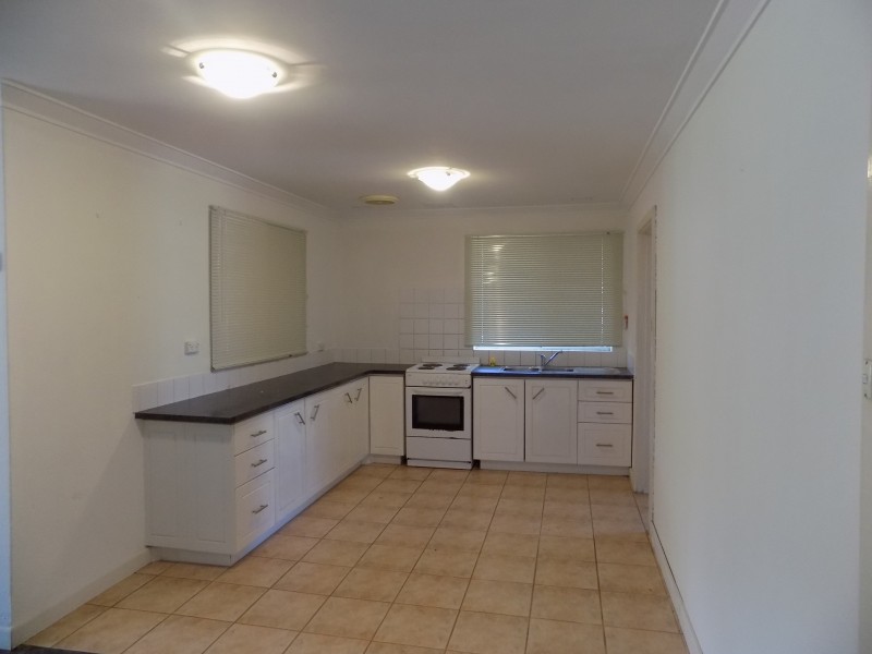 25 Maycock Place, Orelia WA 6167