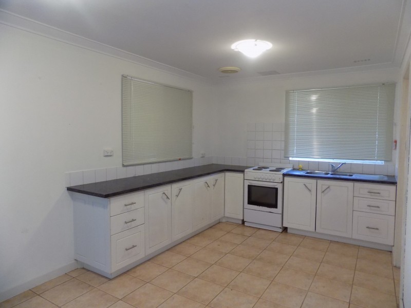 25 Maycock Place, Orelia WA 6167