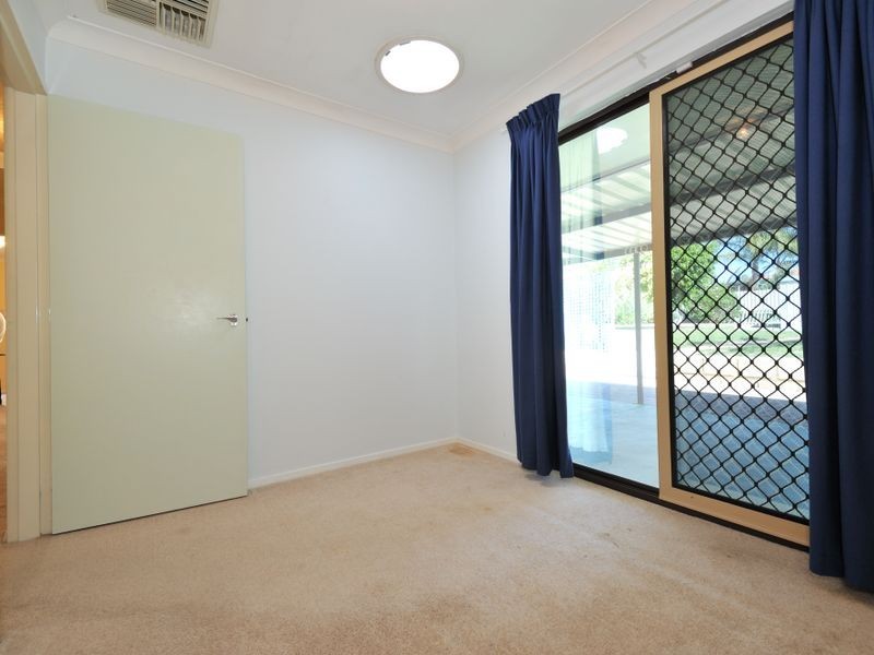 30 Adamson Road, Parmelia WA 6167