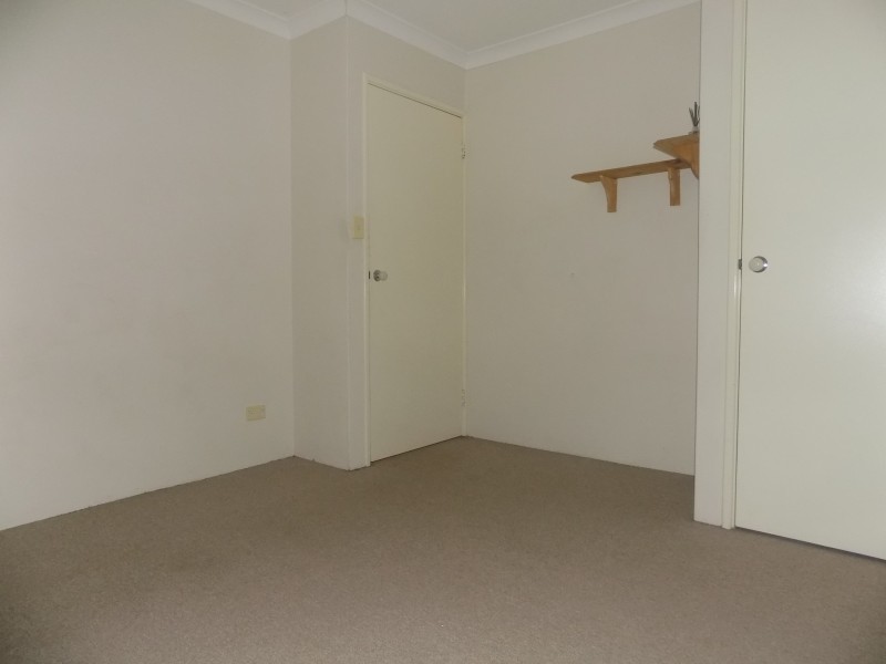 15 Warrior Pass, Bertram WA 6167