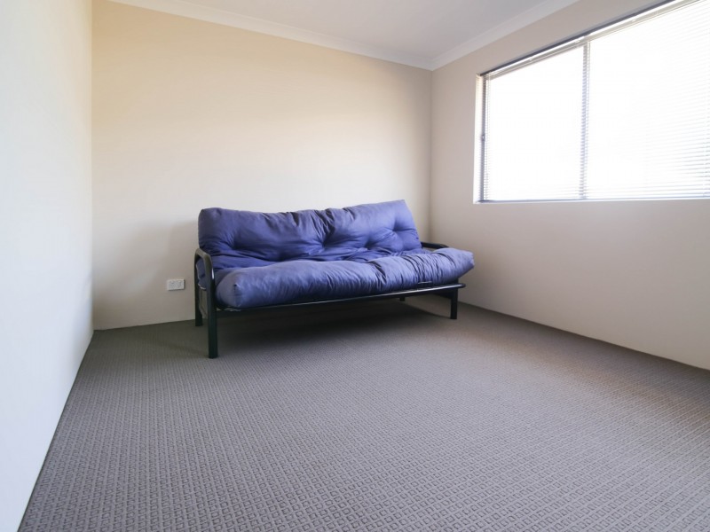 13 Bynder Lane, Medina WA 6167