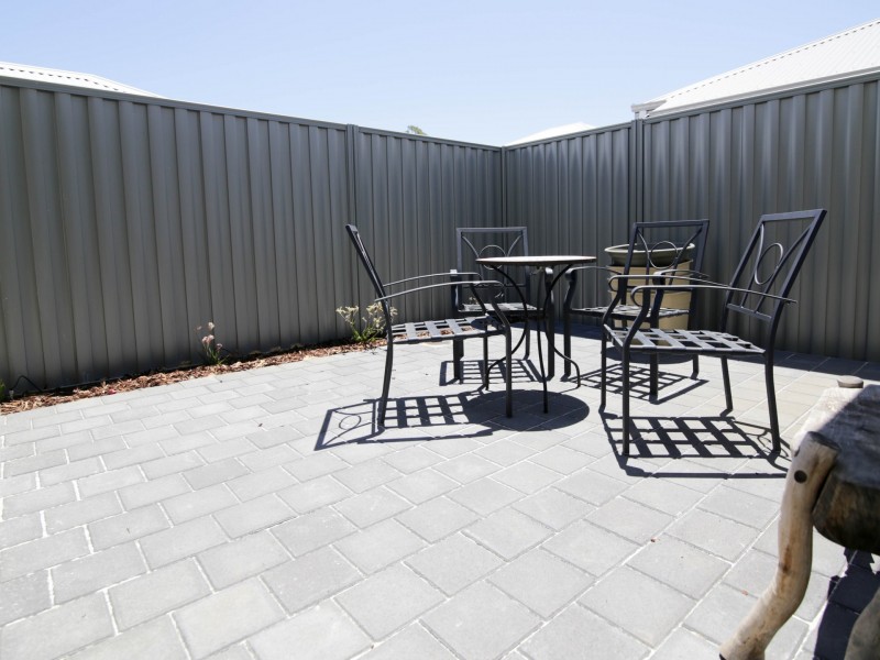 13 Bynder Lane, Medina WA 6167