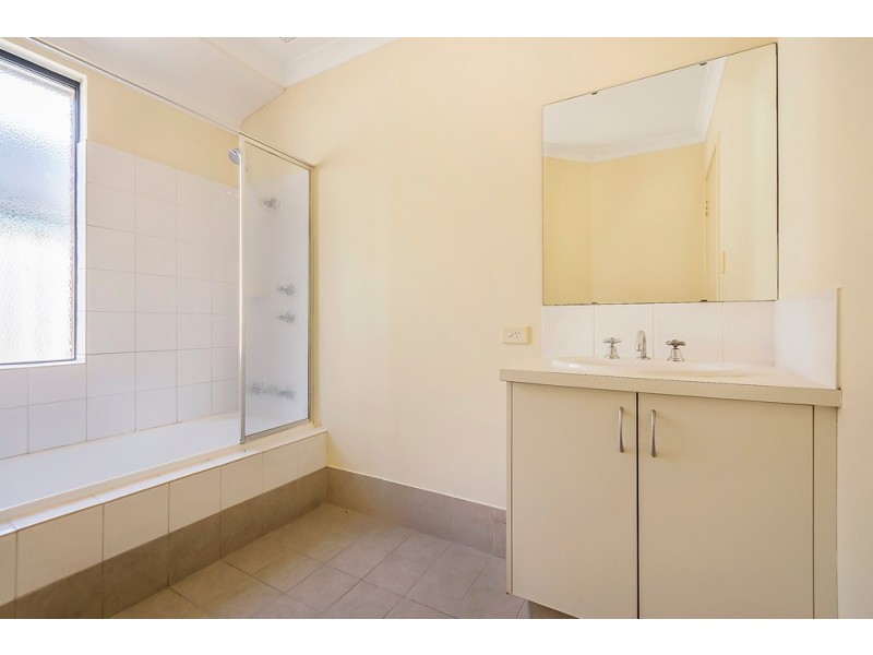 38 Wittecarra Crescent, Port Kennedy WA 6172