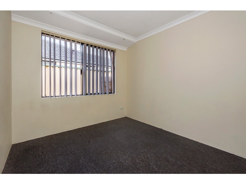 38 Wittecarra Crescent, Port Kennedy WA 6172