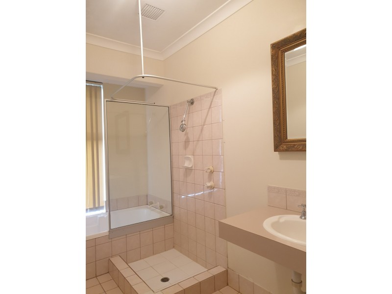 13 Judges Garden, Leda WA 6170