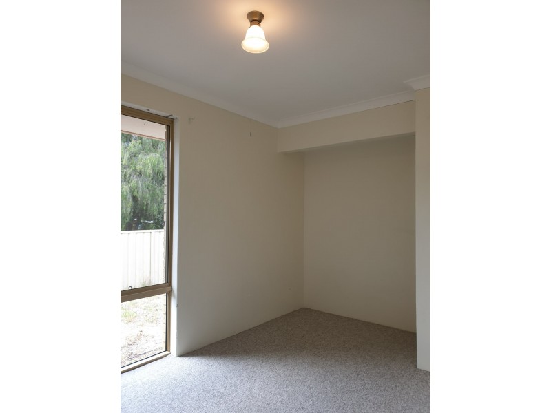 13 Judges Garden, Leda WA 6170