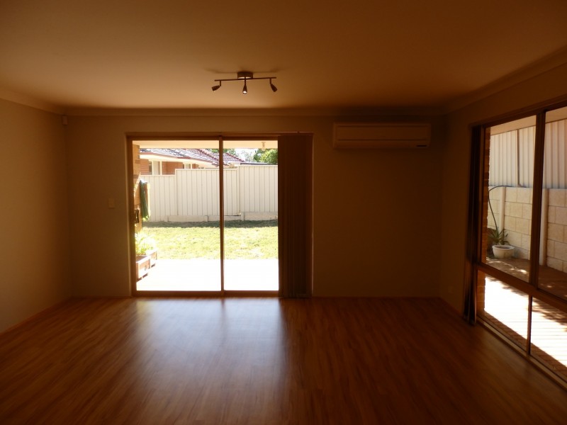 11 Gorman Place, Calista WA 6167