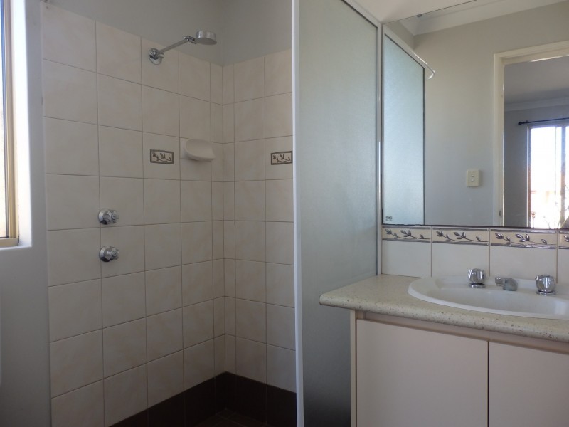 11 Gorman Place, Calista WA 6167