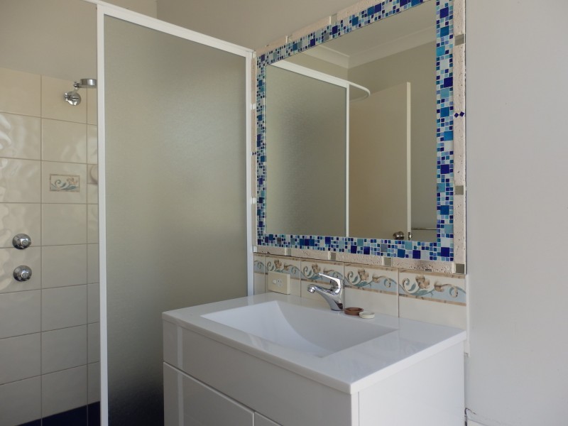 11 Gorman Place, Calista WA 6167