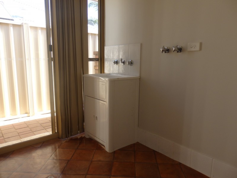 11 Gorman Place, Calista WA 6167