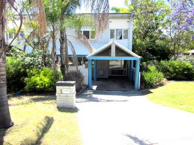 1/2 Elmslie Street, Orelia WA 6167