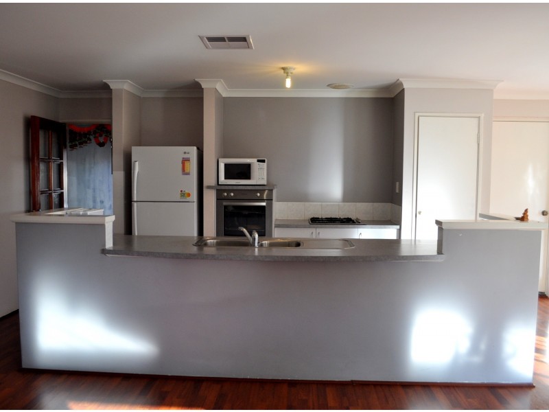 1 Yoorn Way, Bertram WA 6167