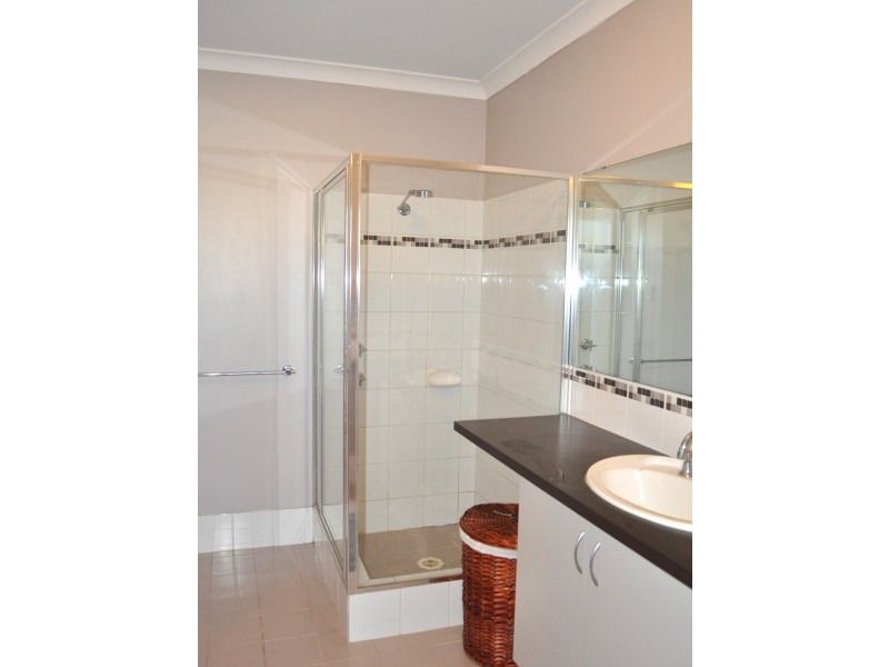 1 Yoorn Way, Bertram WA 6167